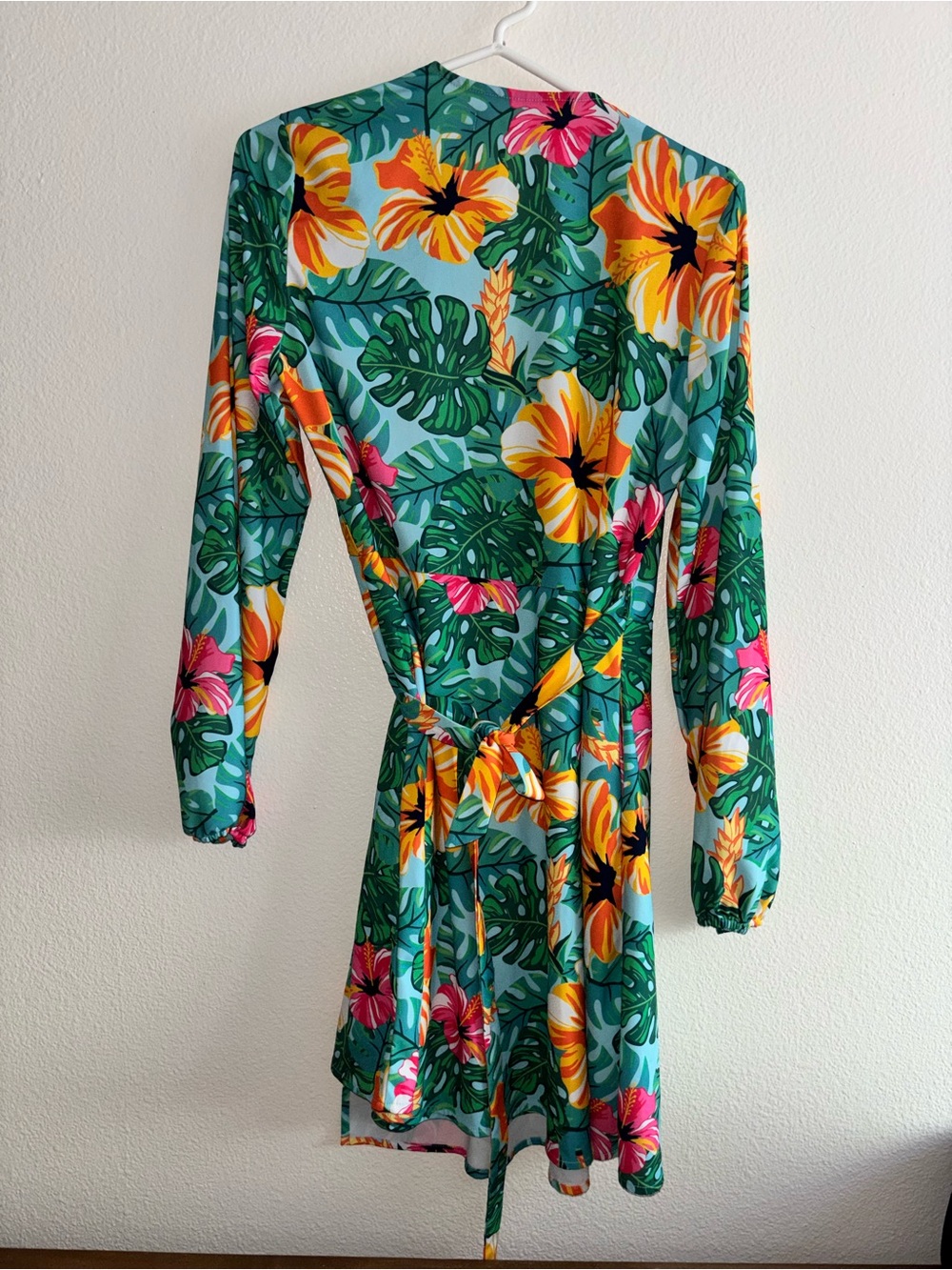 The Hibiscus Honeymoon - Floral Hawaiian Wrap Dress NWOT - Picture 6 of 6